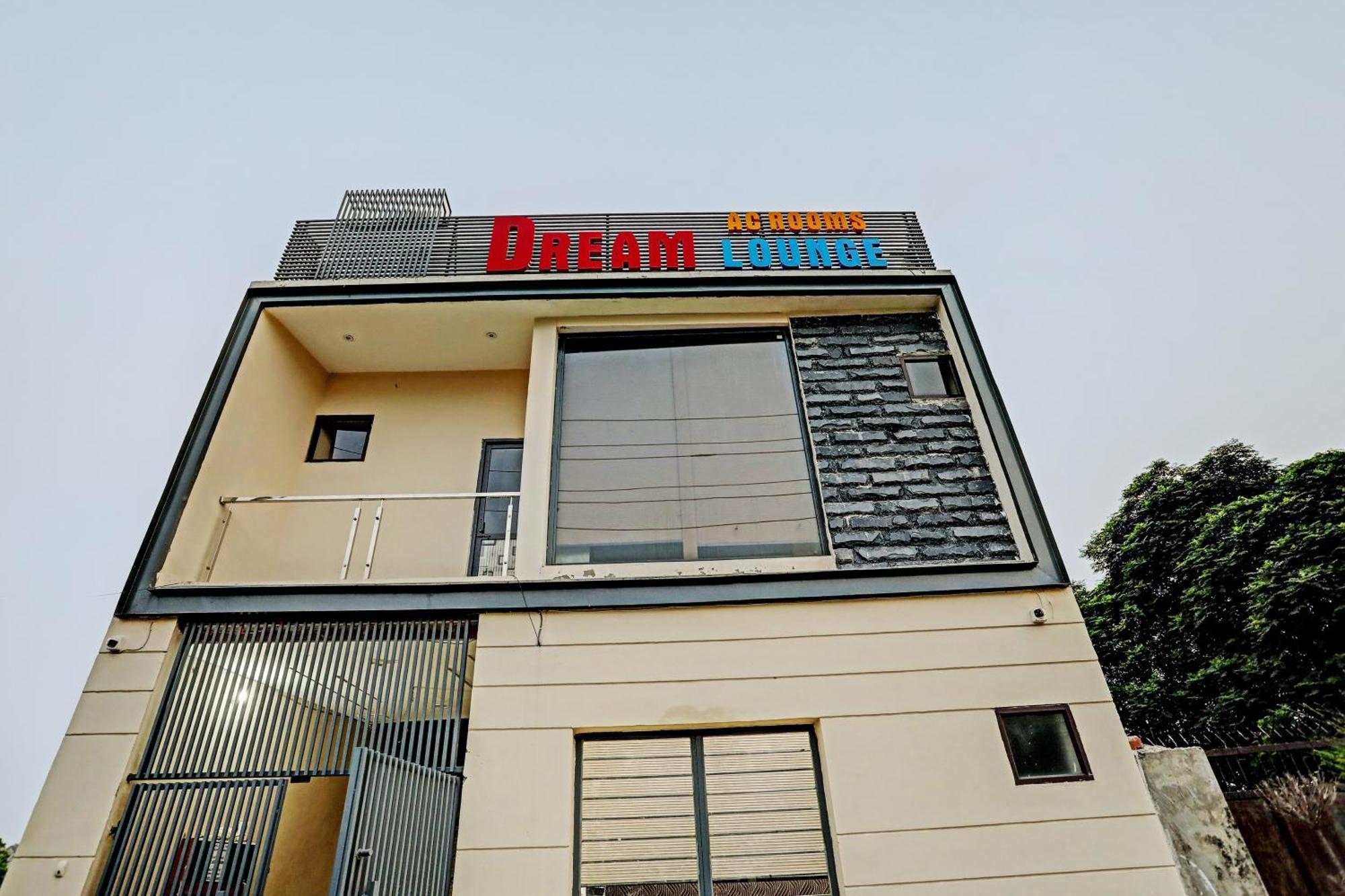 Dream Lounge Otel Jalandhar Dış mekan fotoğraf